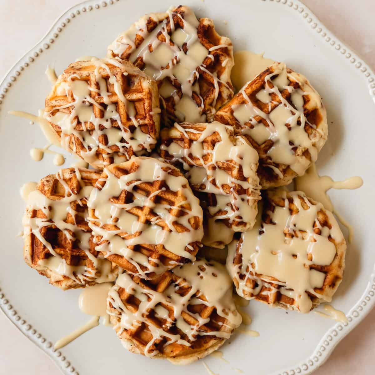 cinnamon roll waffles - Article 1